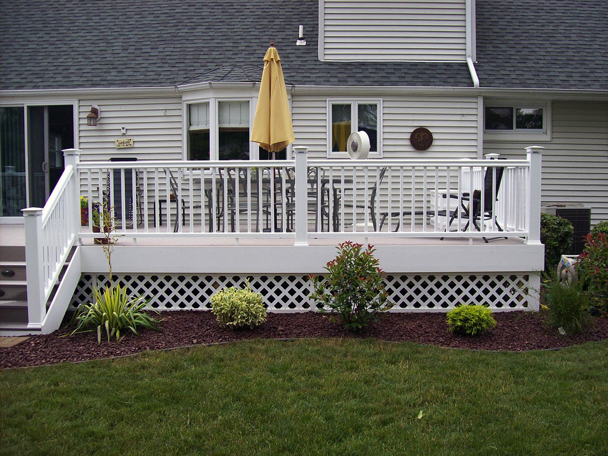 santini landscaping image